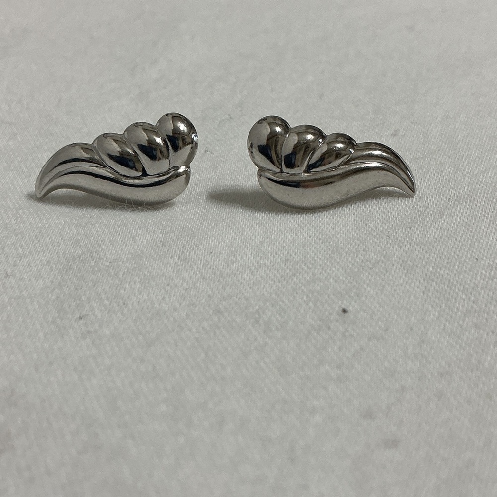 Polished Silver Tone Wave Stud Earrings - Silver